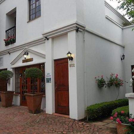 Oxnead Guesthouse Pretoria Exterior photo